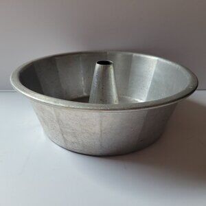 Vintage VIKO Aluminum Angel Food Cake Pan Tube Bundt Baking Mold Made In USA